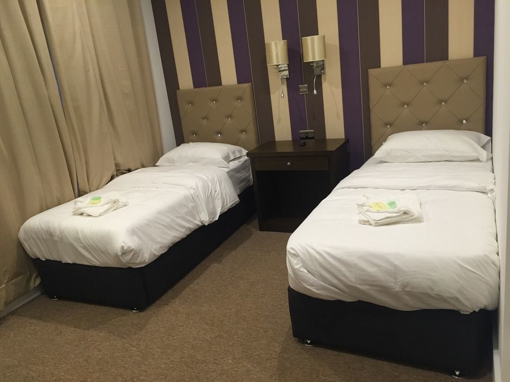 Grand Sapphire Hotel&Banqueting Croydon Extérieur photo
