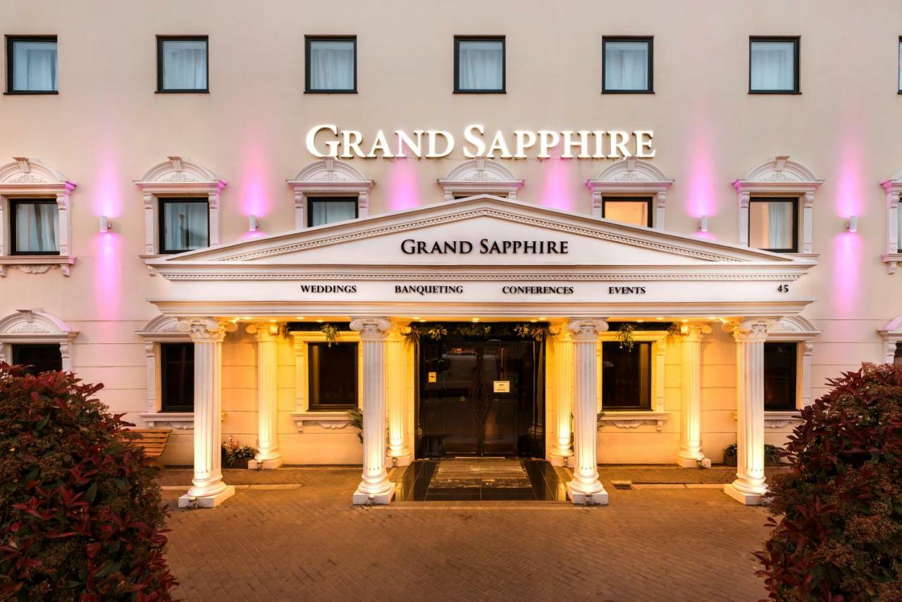 Grand Sapphire Hotel&Banqueting Croydon Extérieur photo