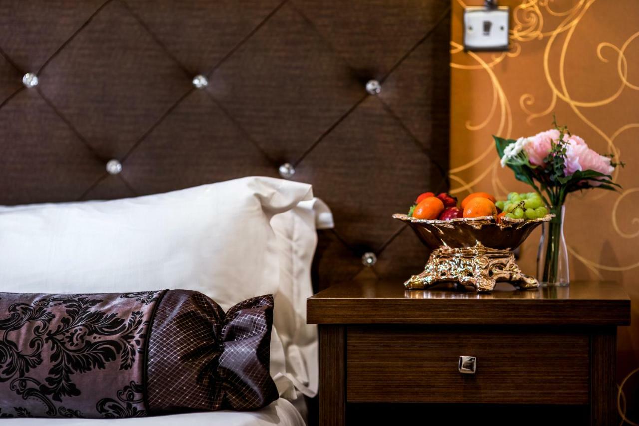 Grand Sapphire Hotel&Banqueting Croydon Extérieur photo