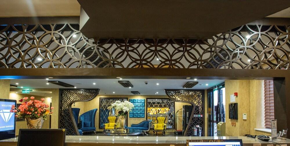 Grand Sapphire Hotel&Banqueting Croydon Extérieur photo