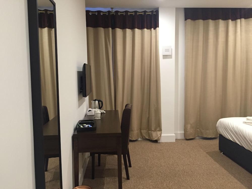Grand Sapphire Hotel&Banqueting Croydon Extérieur photo