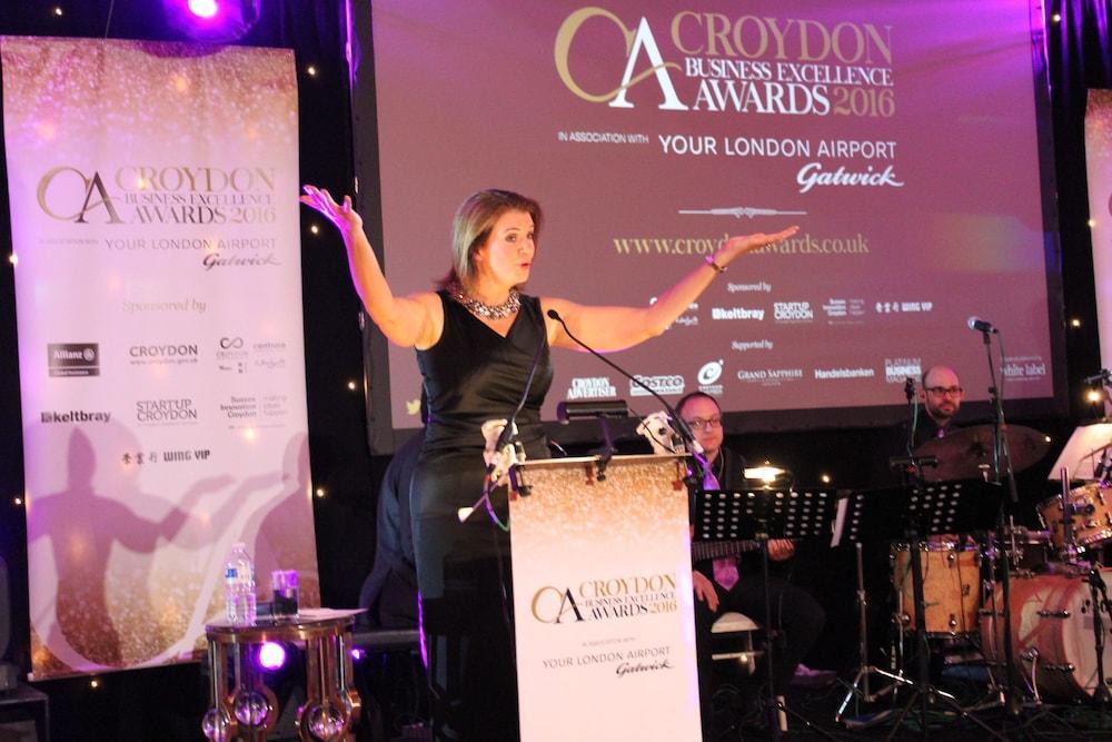 Grand Sapphire Hotel&Banqueting Croydon Extérieur photo