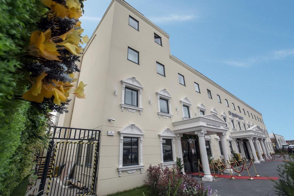 Grand Sapphire Hotel&Banqueting Croydon Extérieur photo